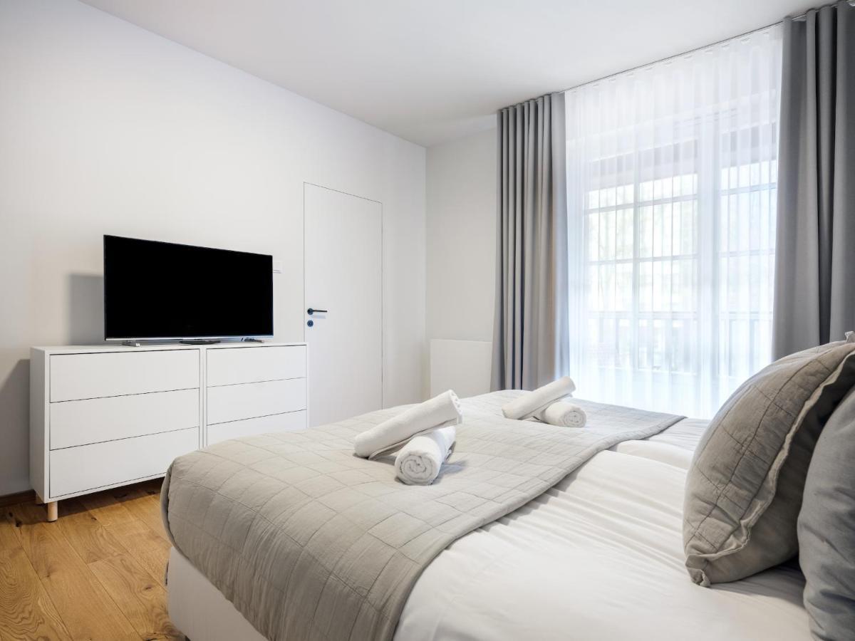 Tyzenhauz Villas Krakow Bagian luar foto